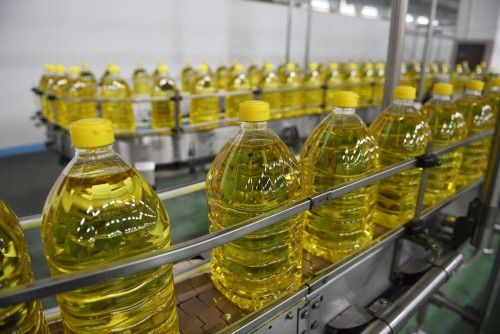 crude degummed soybean oil